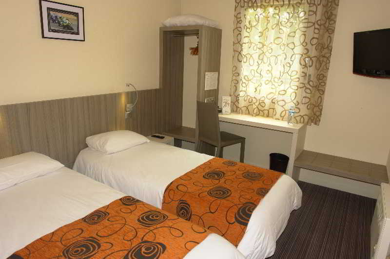 Brit Hotel Le Cottage Le Mans Sud Arnage Exterior photo